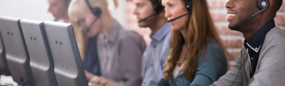 How Are Medical Answering Service Staff Trained to Take Calls?